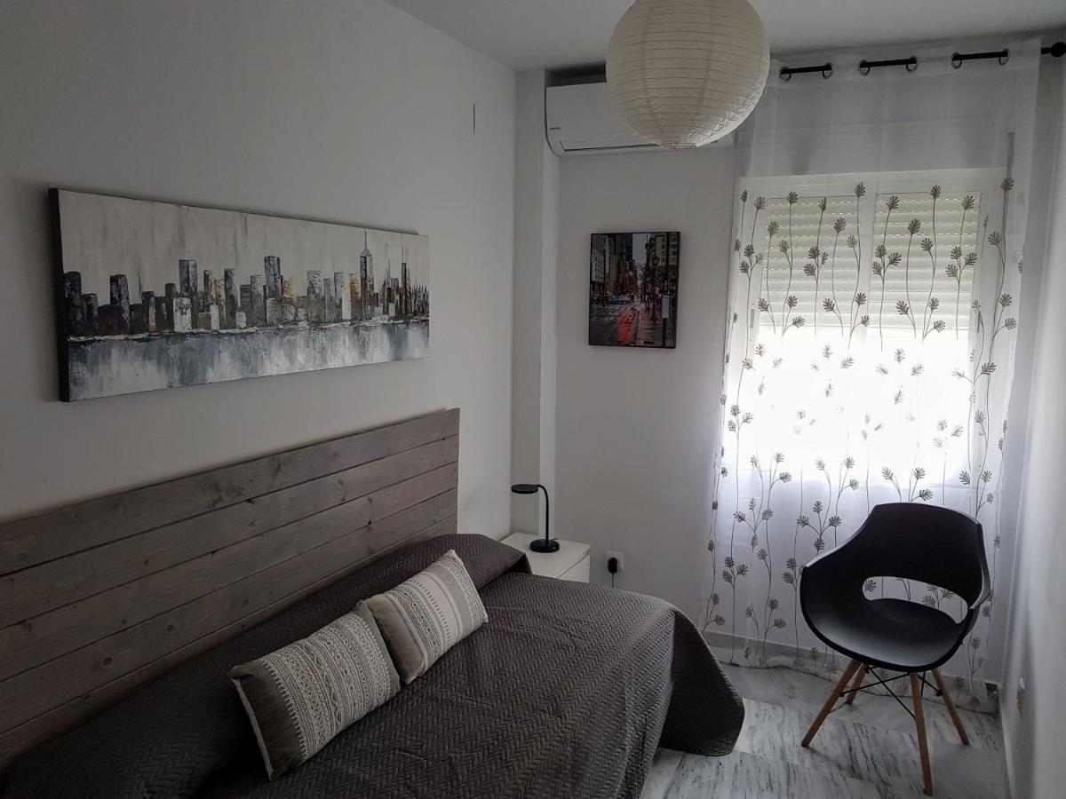 Apartamentos Seneca Junto Al Centro มาลากา ภายนอก รูปภาพ
